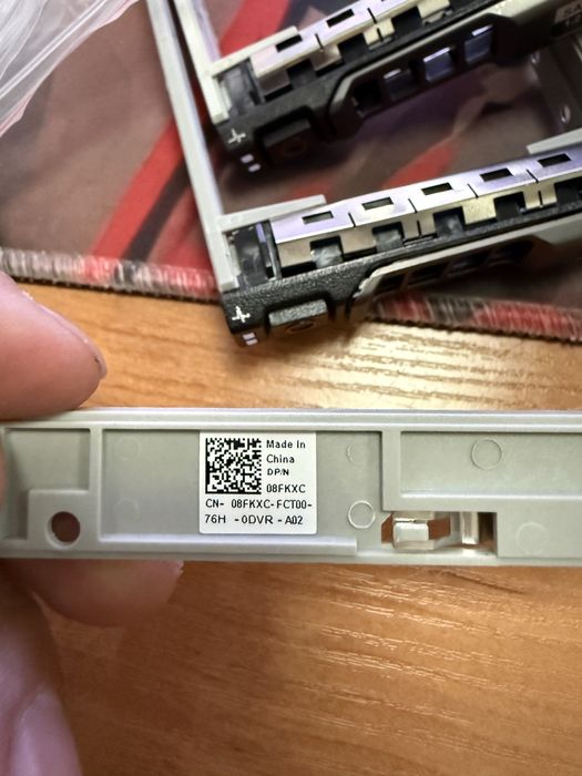 Продам SAS диски Dell