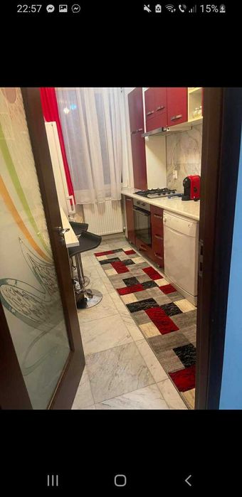 Inchiriez apartament in centrul cu 2 camere in centrul orasului Onesti 150/ron/noapte