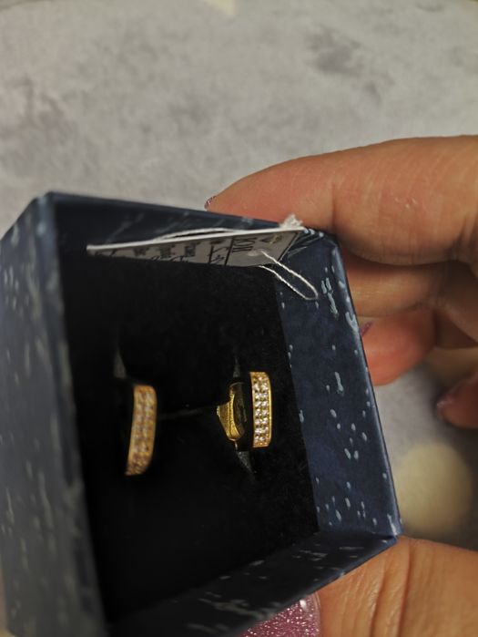 Золотые серьги продажа