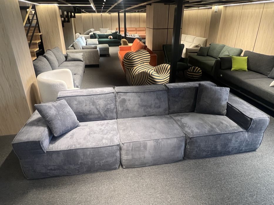 Бескаркасные диваны привозной