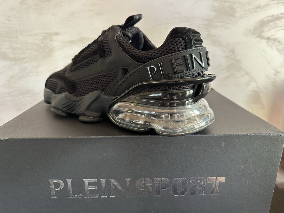 Отново Philipp Plein Sport мъжки обувки модел 2025!