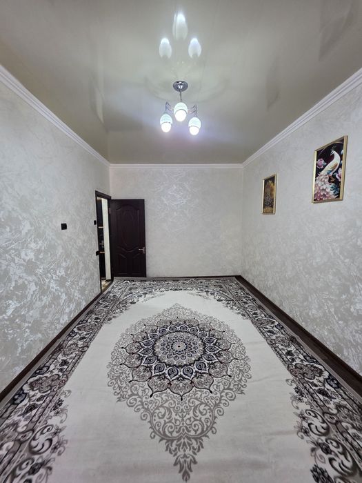 Чиланзар - 11кв 1-2/1/4. 38м2 Срочно Продам квартиру