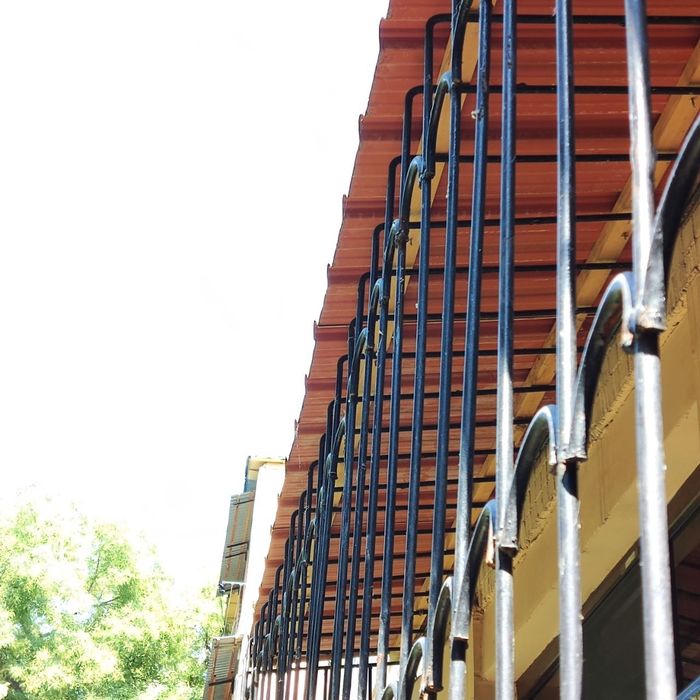 Делаю кладку балкона,установка козырков