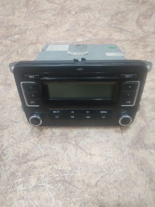 Фольксваген Поло магнитола