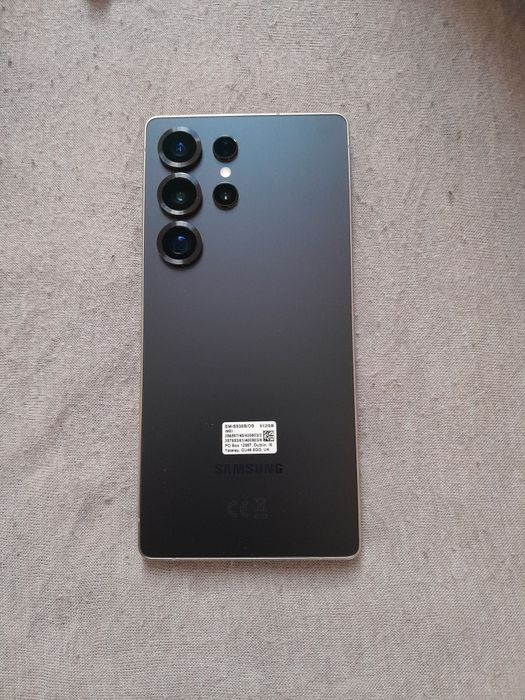 Vand  samsuns s25 ultra 512gb