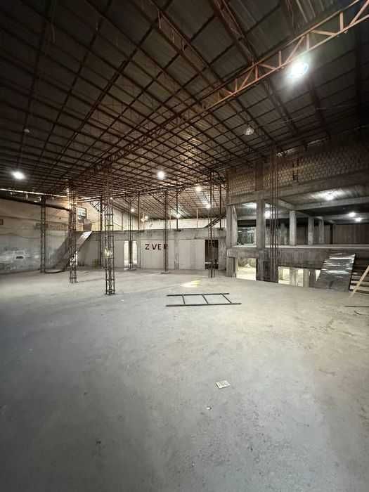 Складское помещение 2100 м2  Ориентир: Эшонгузар (36589)