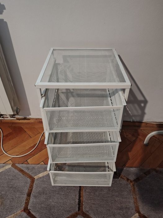 raft metalic alb, Ikea Lennart, stare excelenta, 56*30*34 cm