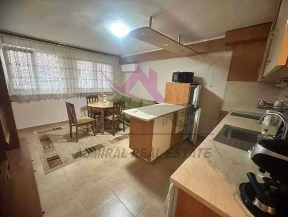 Дава се под наем Тристаен апартамент в Варна, Цветен квартал - 90 кв.м за 398.82 € - Снимка #1