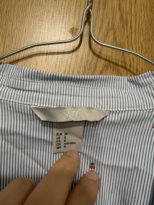 Риза на черешки от H&M