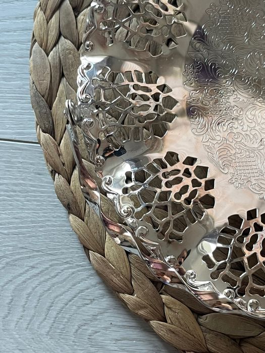 Посребрена фруктиера, поднос за плодове, Queen Anne от 80те, 24см