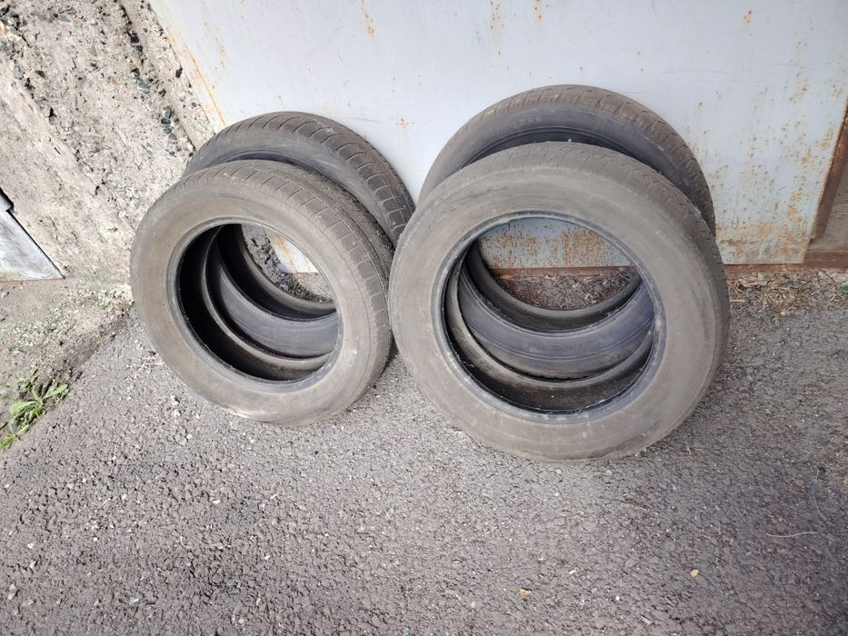Продам шины  Bridgestone Blizzak 205/60/16