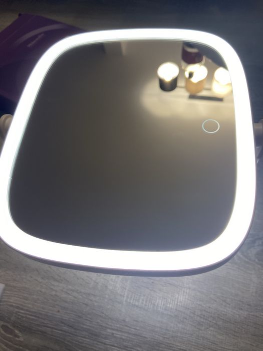 Oglindă Machiaj Profesională Mocado cu Lumini LED (1X/20X)