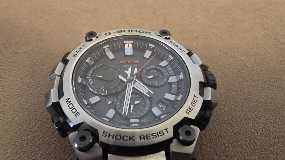 Продавам Casino G-Shock MTG-B3000D