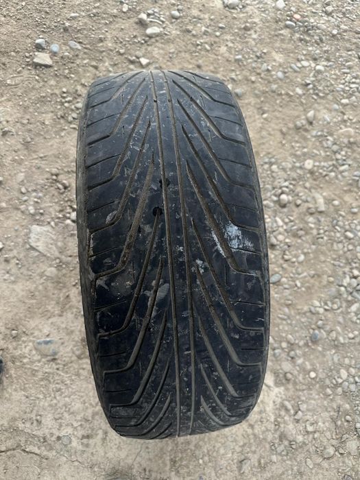 Шины 17размер б/у