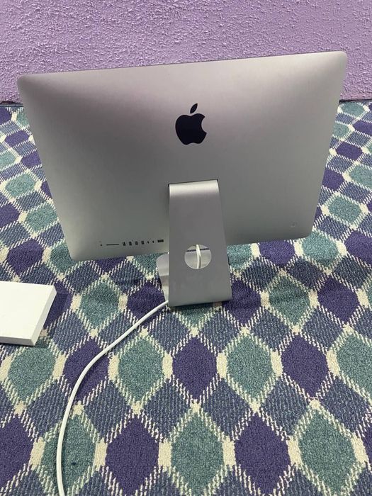 iMac 18,1 2017 yangi holatda