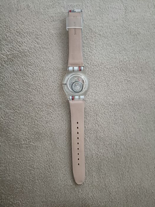 Ceas Swatch nou.