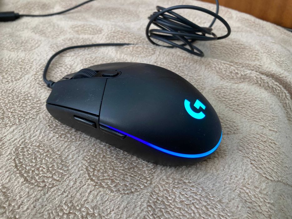 Геймърска мишка Logitech G203