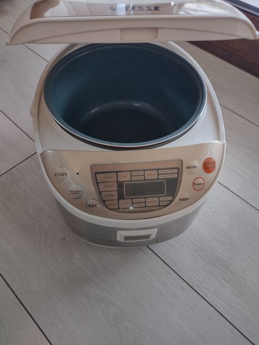 Aparat Multicooker