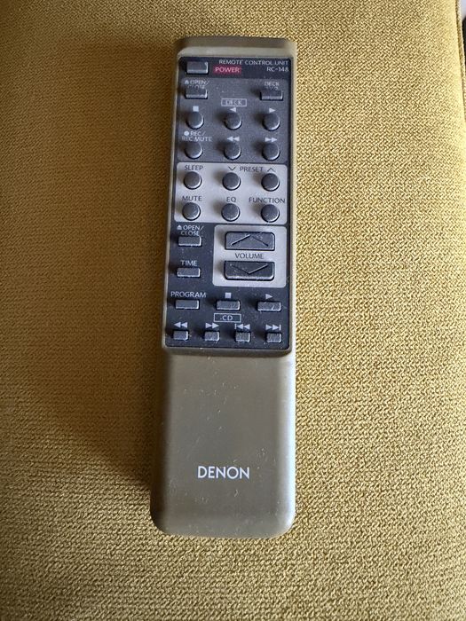 Deck Denon DRM 650 S cu telecomanda Denon