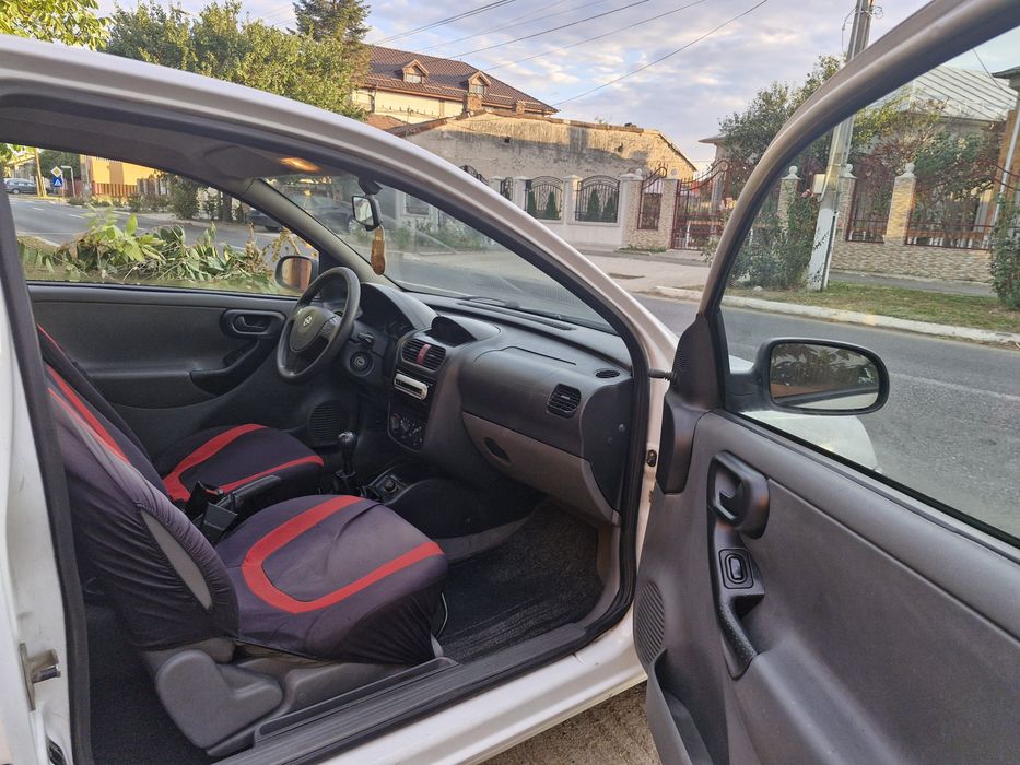 Vand Opel Corsa 2002 Benzina