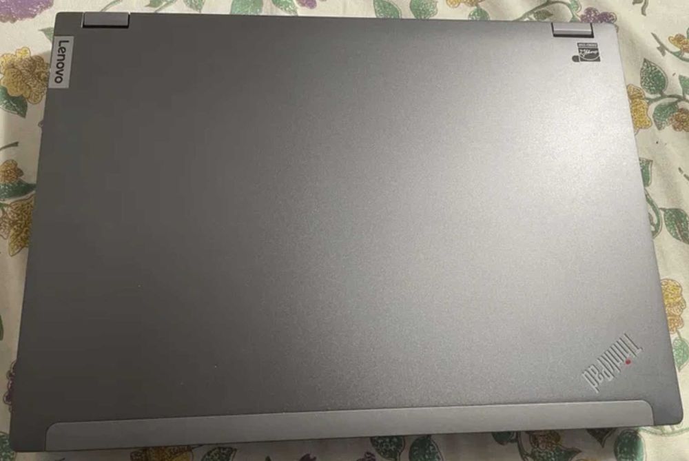 Lenovo ThinkPad P16 Gen 1 Eкан 16’IPS, 4К, OLED, тъч, 400nits, 100%RGB, cpu: i9 12950HX gpu: NVIDIA RTX A5500 16GB, Ram 128 Gb./2 Tb SSD.