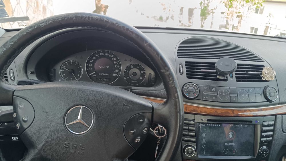 Mercedes-benz E270CDI