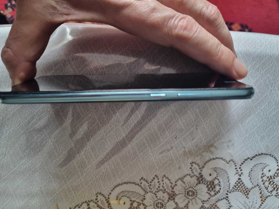 Huawei p30 в отличном состоянии