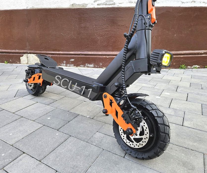 Trotineta Electrica 2 Motoare 2 x 650W Baterie 13Ah  10 inch Full Led