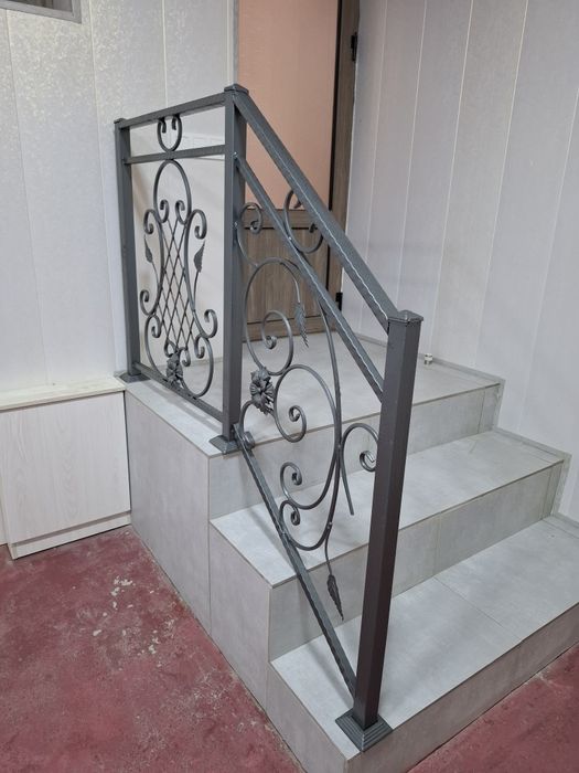 Перила ограждения из качественного метала. Продам недорого. Новая.