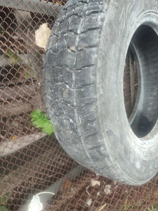 Продам резину б/у 225/75 R16C