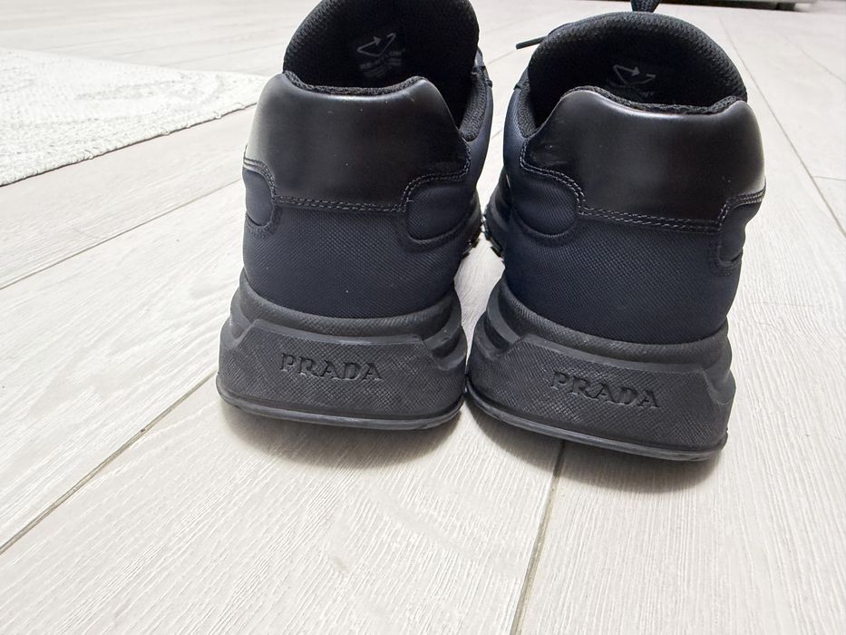 Prada обувь.