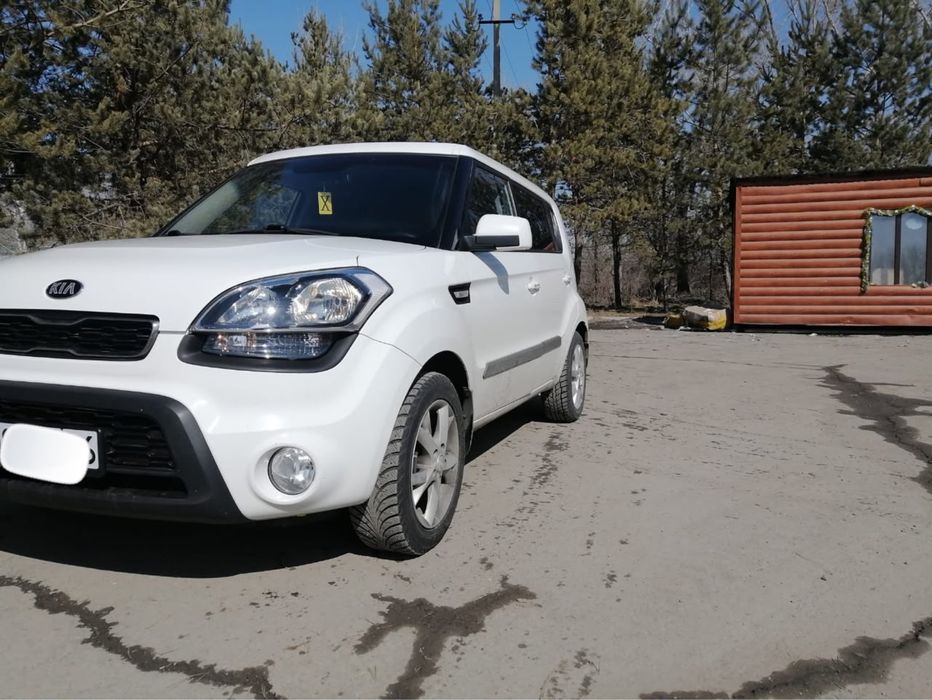 Kia Soul в отличном состояний, без влажений, ухоженная.