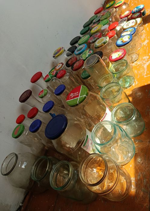 Продам банки для консервирования разные