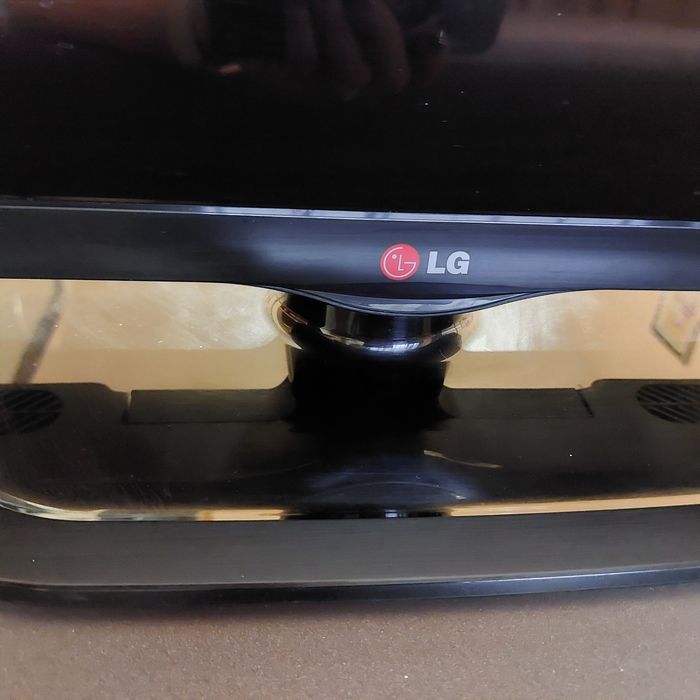 Телевизор  LG 32