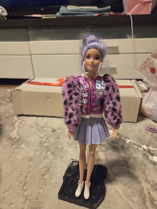 Papusi Barbie Extra toate la 150 lei