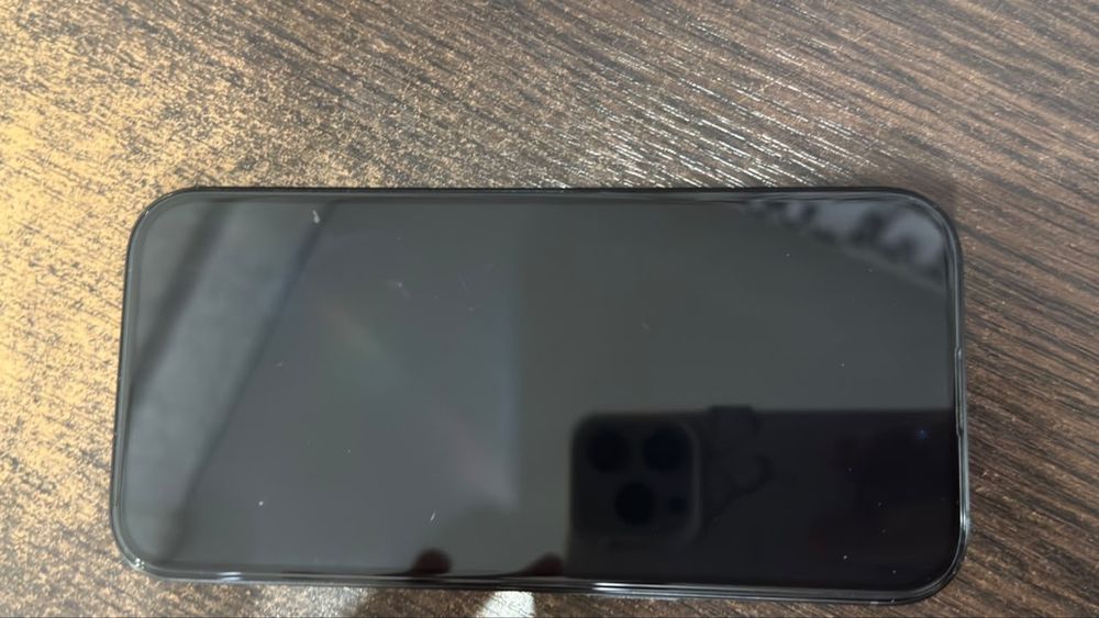 Iphone 16 pro с гарантией