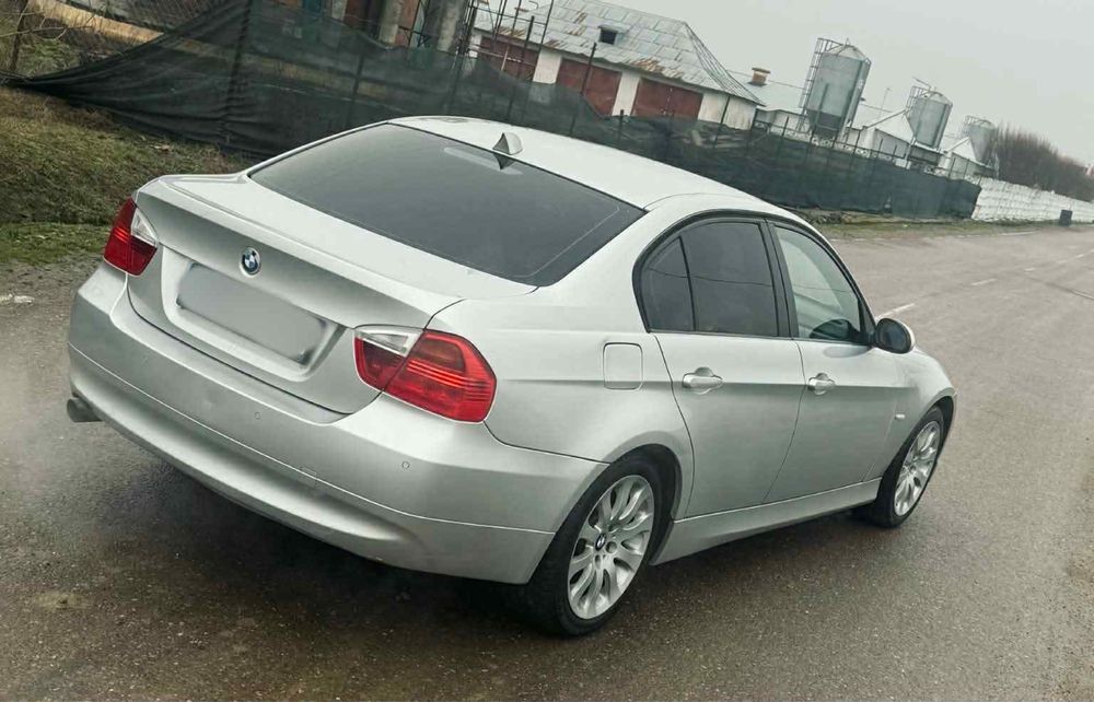 Bmw seria 3  2.0 i 150cp
