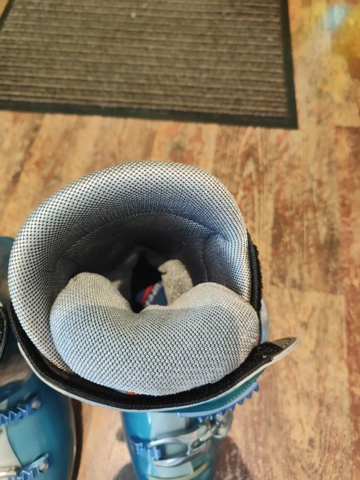 Clapari mărimea 24 în stare impecabila