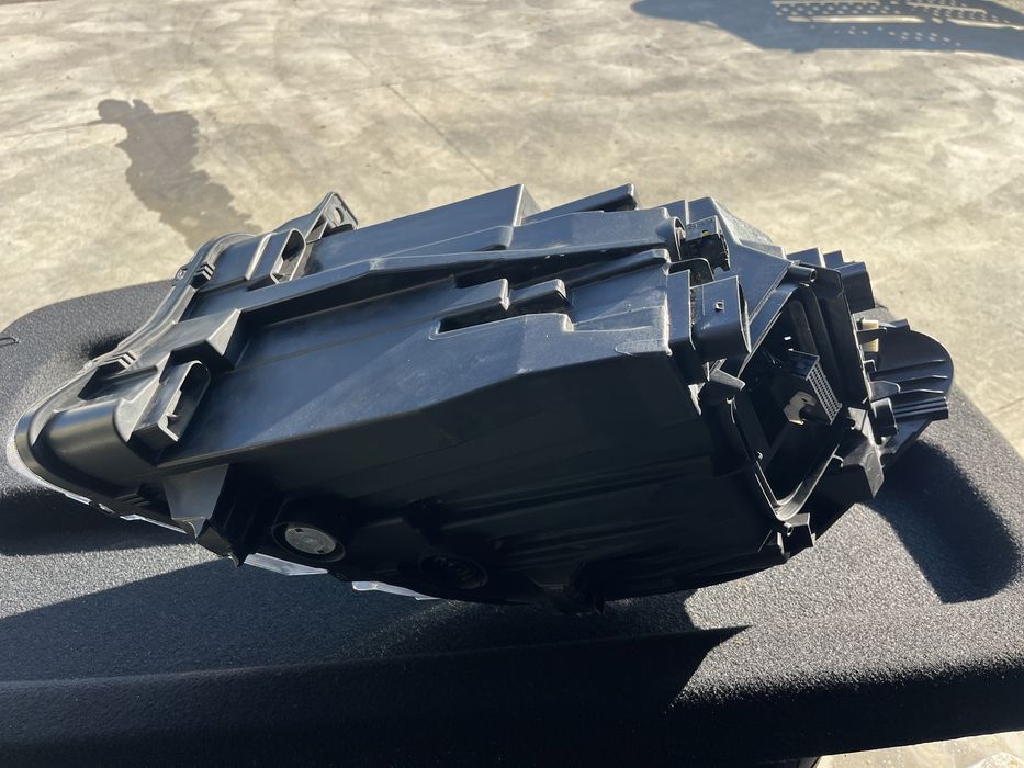 Фар Mercedes Sprinter W910 Full LED