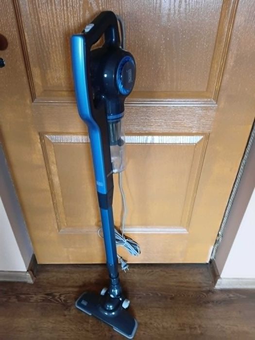 Aspirator vertical BLACK&DECKER