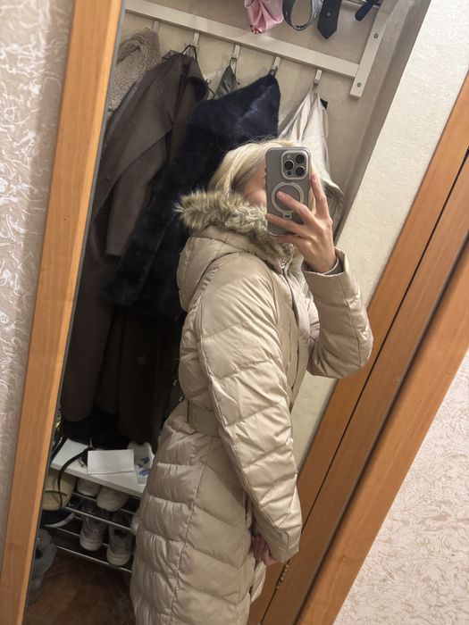 Куртка GUESS S (утиный пух)