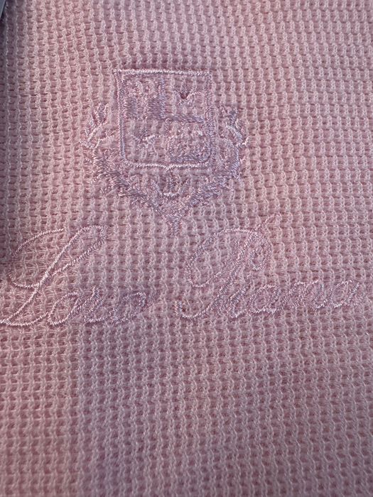 Loro Piana-Автентична чисто нова дамска тениска S-М размер