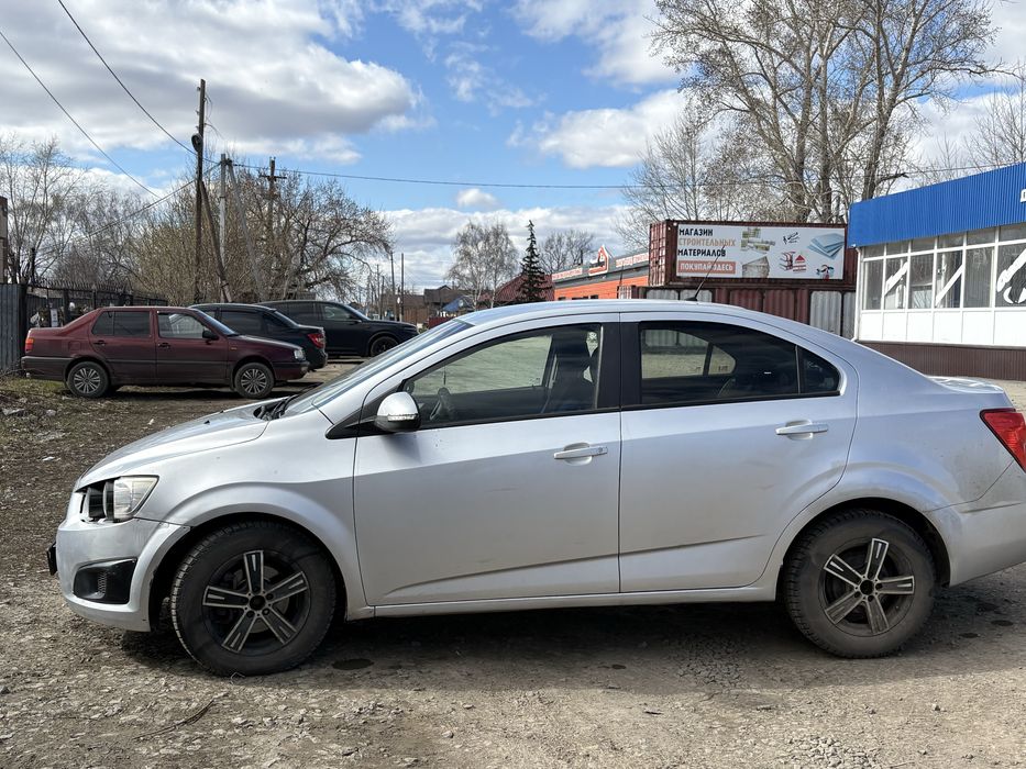 Продам автомобиль Chevrolet aveo t300