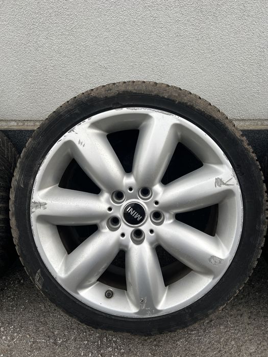 Джанти R126 и гуми за Mini
