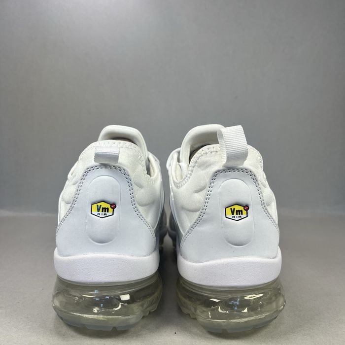 Nike Vapormax Plus "Triple White"! НОВИ!