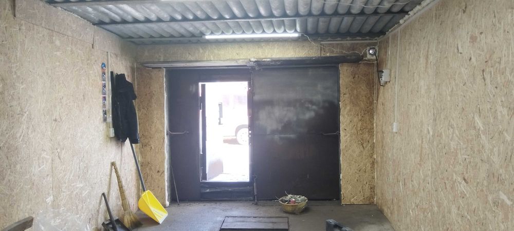 Продам гараж старый город карьер