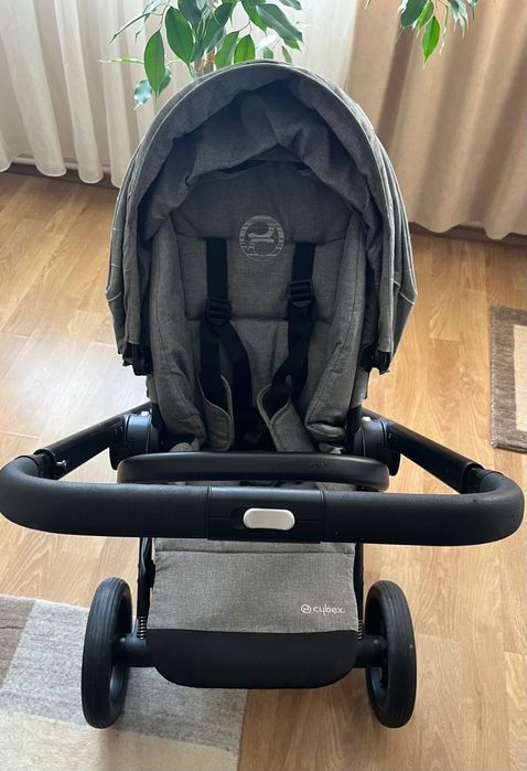 Детска количка Cybex с подарък - чадър, дъждобран  и комарник