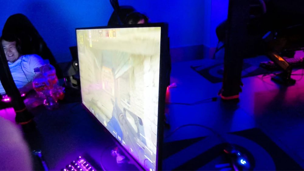 Продам клавиатуры и наушники от Hyper