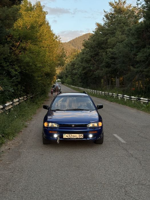 Продам машину subaru impreza  1994