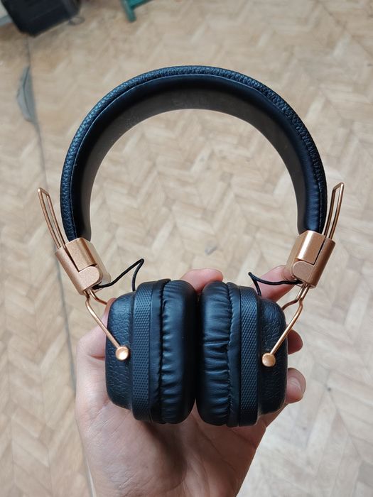 Продам наушники Marshall Major V